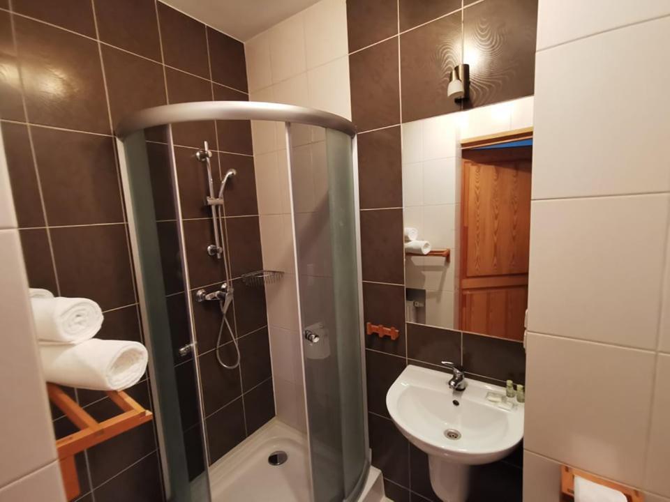 Dobry Klimat Uniejow Esterno foto