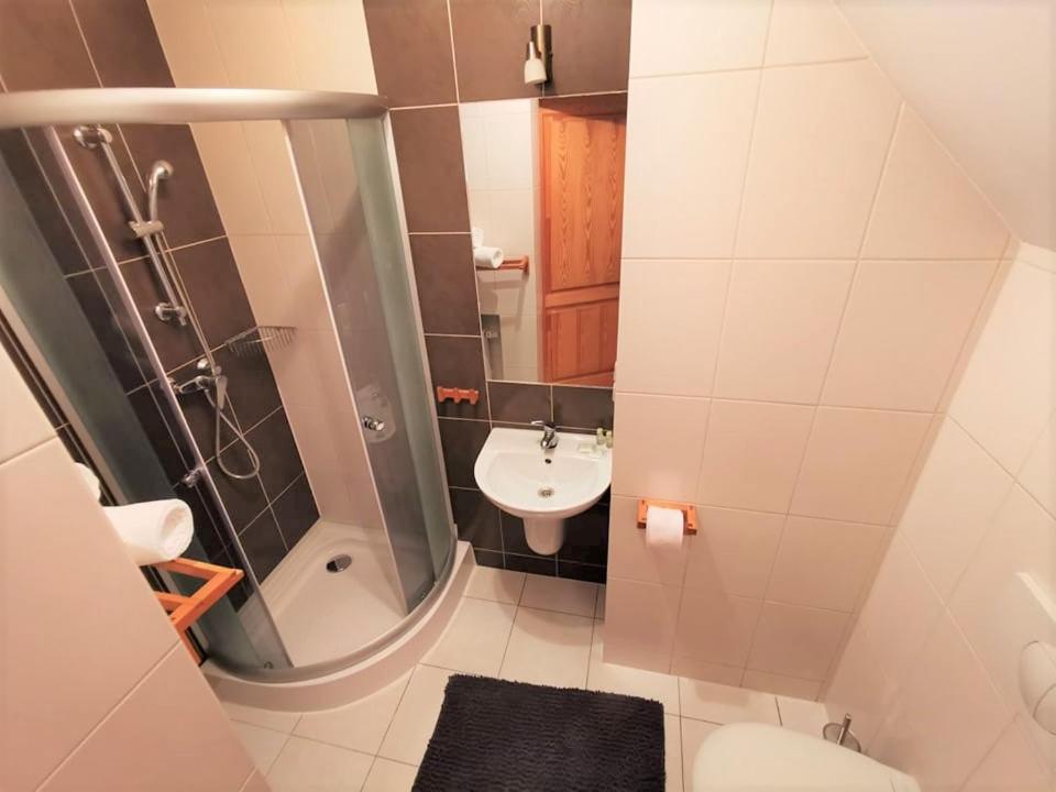 Dobry Klimat Uniejow Esterno foto